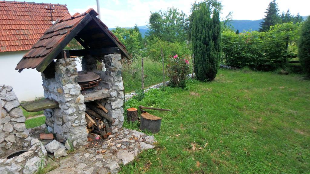 Guest House Little Heaven Užice Exteriör bild