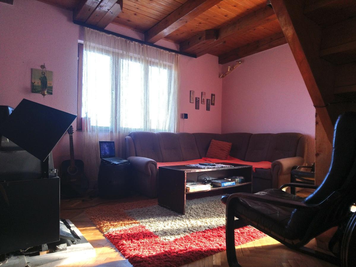 Guest House Little Heaven Užice Exteriör bild